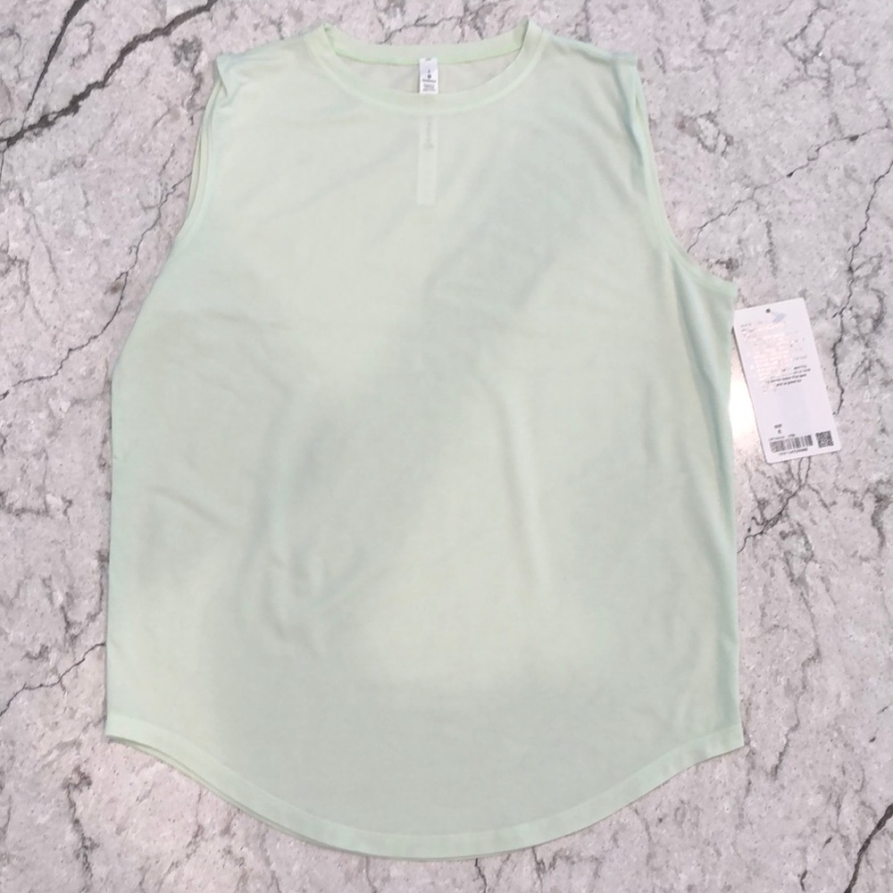 NWT Lululemon Brunswick Muscle Tank 6